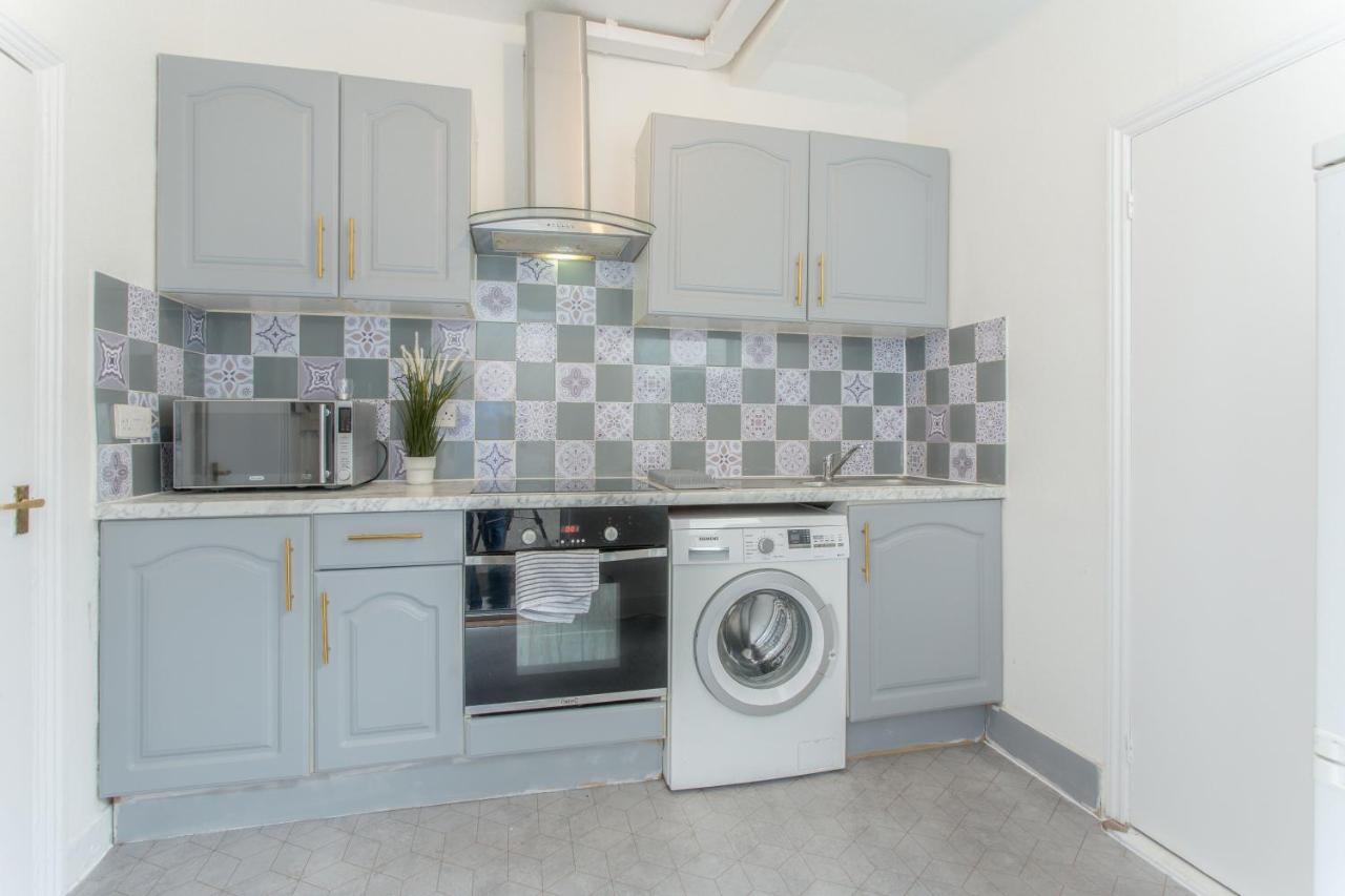 Contemporary 3 Bed House With Spacious Garden Close To Stratford London Exterior photo